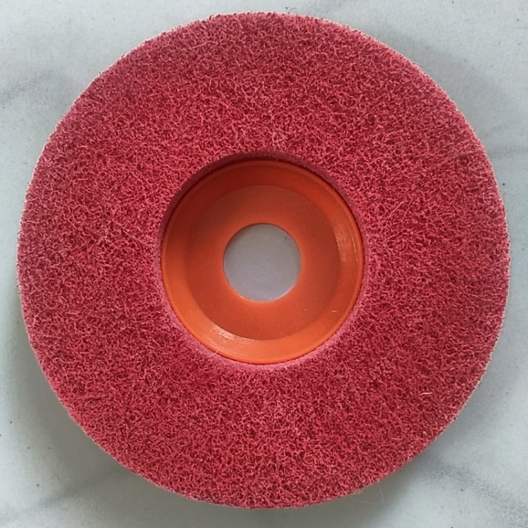 پولیش اسکاچی مینی 115 میلیمتری با سوراخ 22 و ضخامت 12 برای پرداخت و تمیزکاری فلز