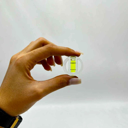 تراز بنایی کوچک مناسب اندازهگیری افقی و عمودی سطوح